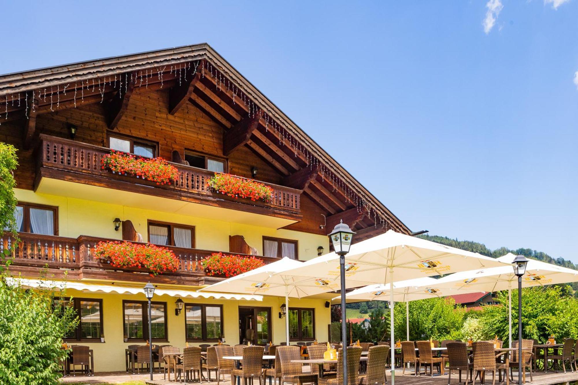 Deva Hotel-Restaurant Fischerwirt Inklusive Chiemgau Card Ruhpolding Exterior photo
